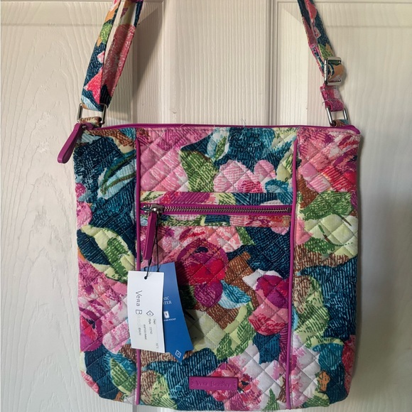 Vera Bradley Handbags - NWT Vera Bradley Hipster Crossbody bag in Superbloom pattern